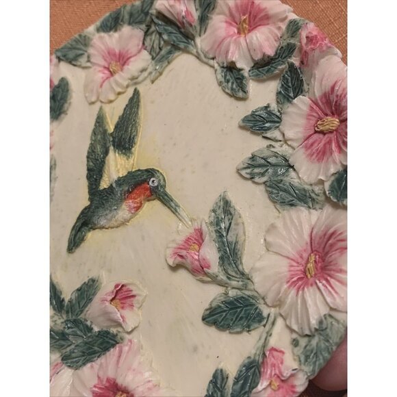 Hummingbird Plates 2 decorative Collector VTG 1997 Popular Imports 3D EUC - Picture 13 of 14